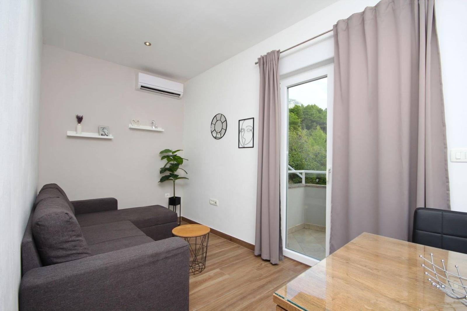 Apartmani Sulenta Tucepi Ngoại thất bức ảnh