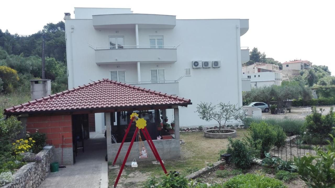 Apartmani Sulenta Tucepi Ngoại thất bức ảnh